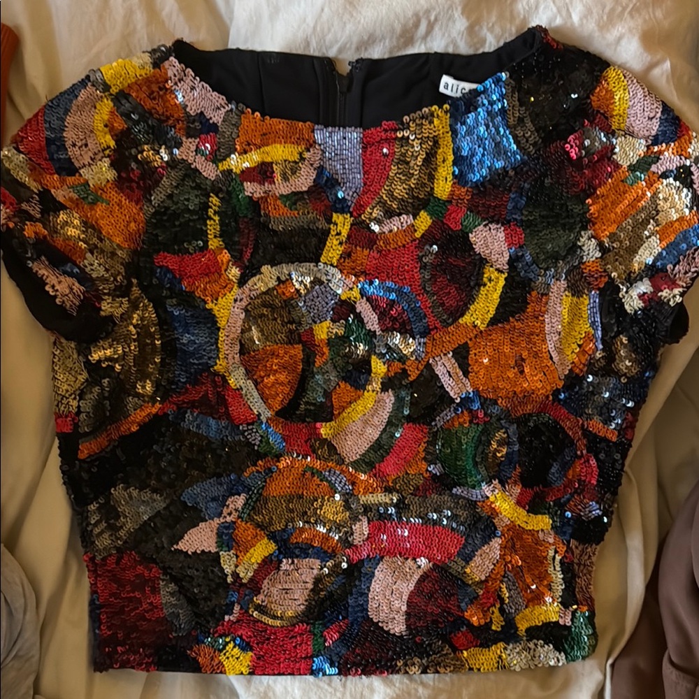 Alice + Olivia Red Pink Sequin Crop Blouse